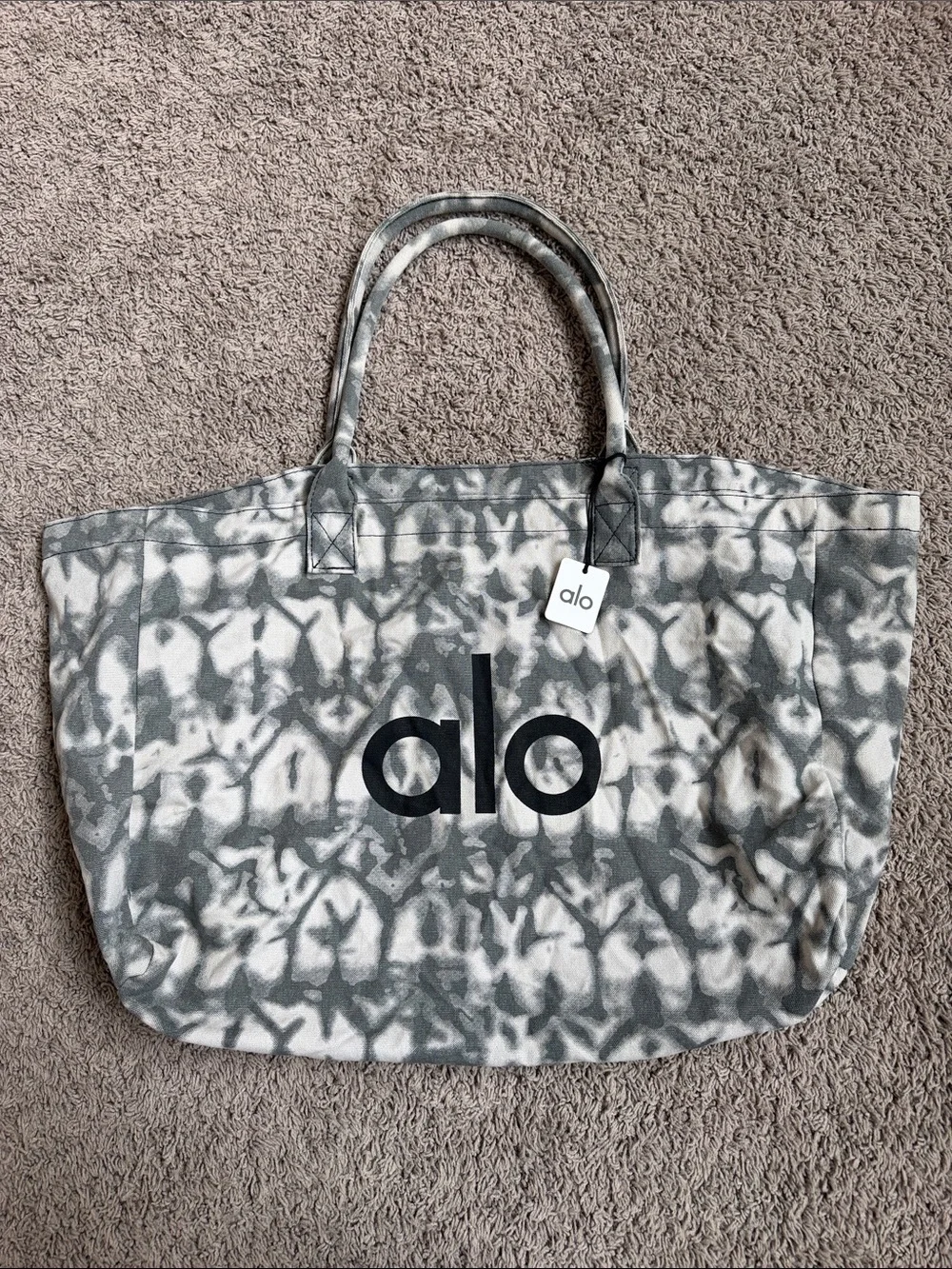 Alo Yoga Gray & White Tie-Dye Large Logo Tote Bag
